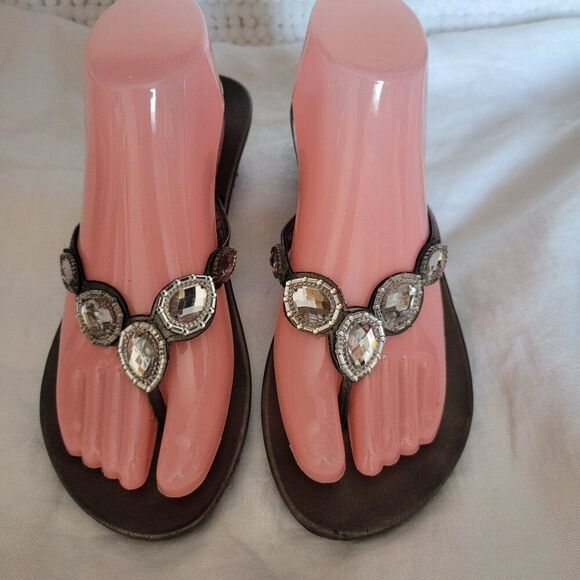 Kenneth Cole Reaction Size 8 Women's Blingy sandals thong rhinestones Shoes GUC - Picture 1 of 13